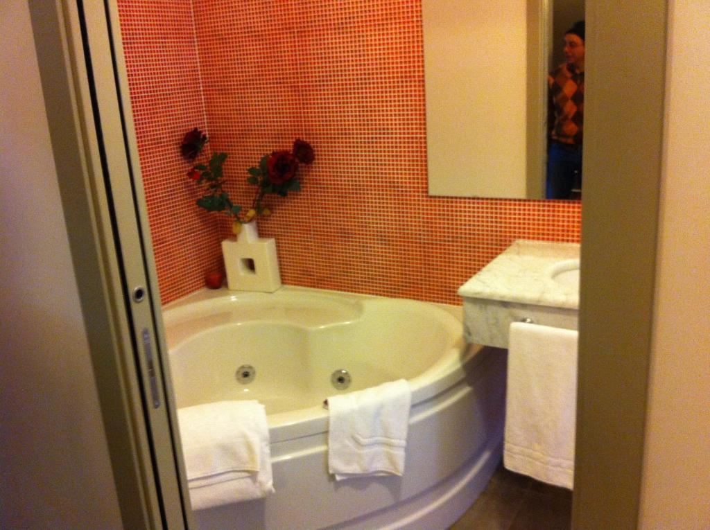 Bcomfort Hotel Cagliari Pokój zdjęcie