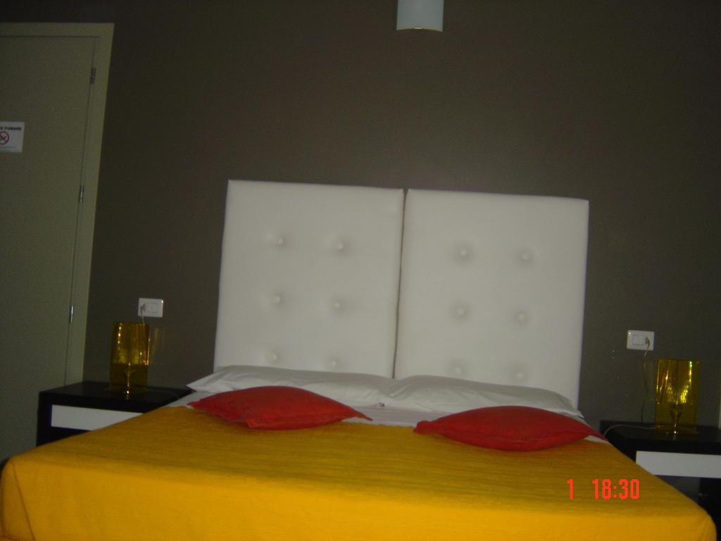 Bcomfort Hotel Cagliari Pokój zdjęcie